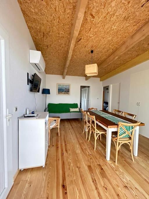 Maison Chalet 200 M De La Plage Climatisation Et Wifi Gruissan Exterior foto